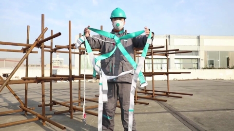 Miniatura de video de Arnes De Seguridad Total